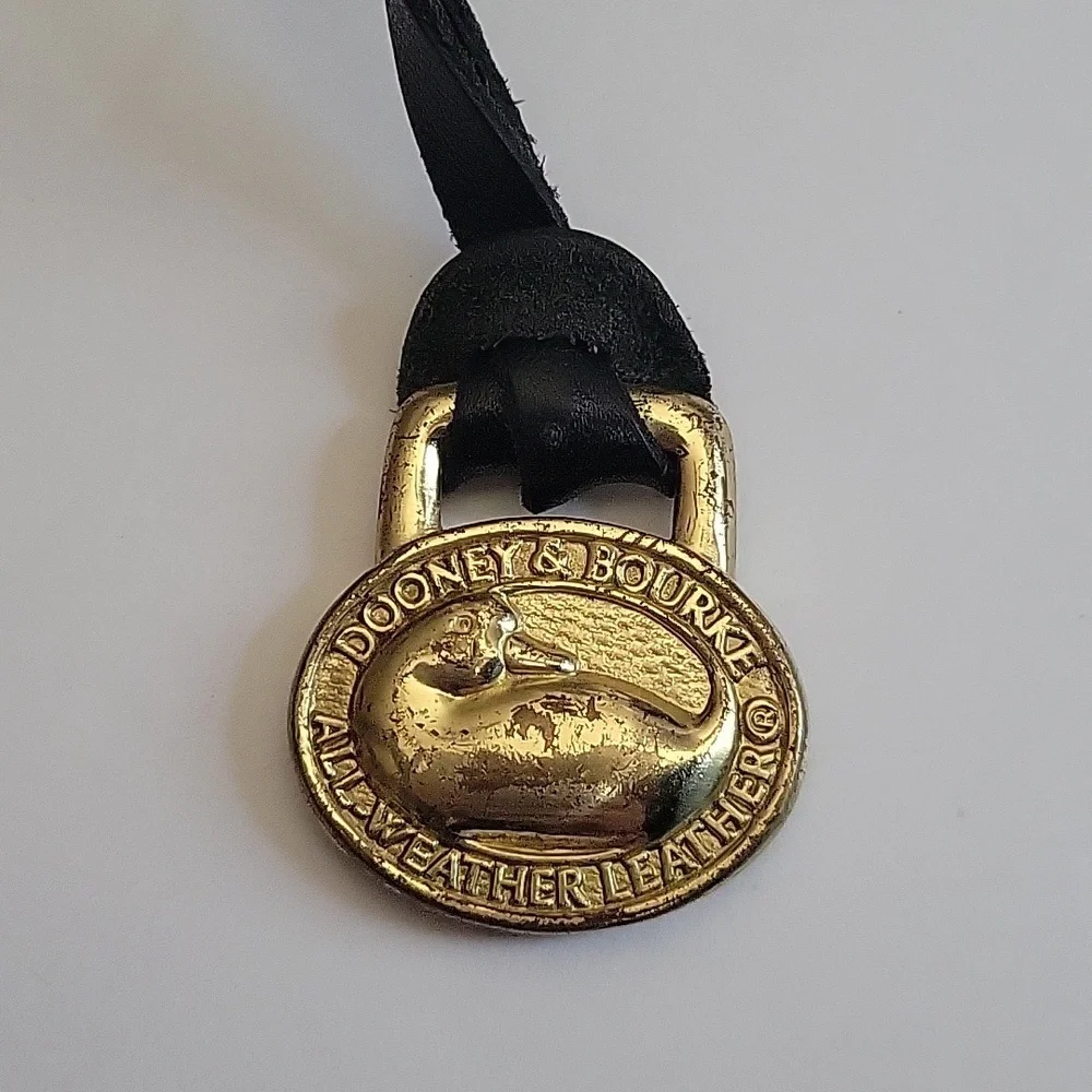 Dooney and Bourke Vintage Black Leather Shoulder Bag - Picture 9 of 9